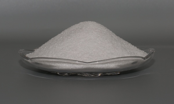 不同類型白剛玉的性能特點(diǎn)及應(yīng)用場(chǎng)景