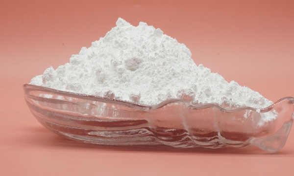 氧化鋁粉的奧秘：從礦石到高科技應(yīng)用